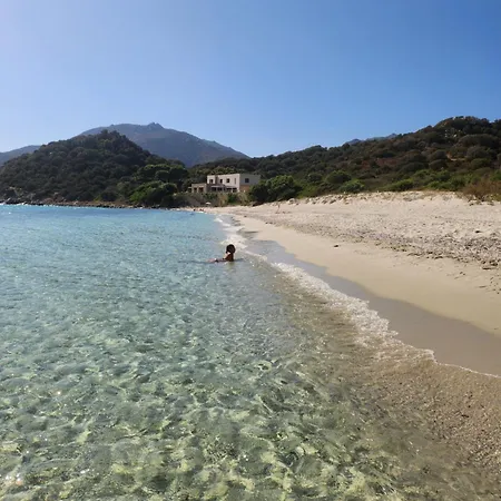 Gaia Vista Mare Con Piscina Villa