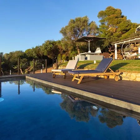 Gaia Vista Mare Con Piscina Villa
